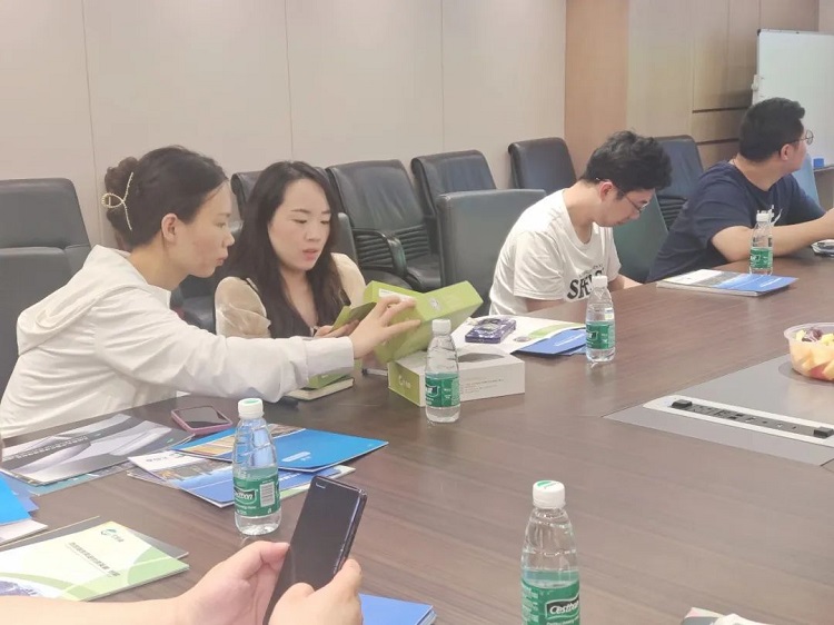 尤特森與深圳機(jī)械設(shè)計(jì)院交流會(huì)畫上完美句號(hào) 尤特森與深圳機(jī)械設(shè)計(jì)院交流會(huì)畫上完美句號(hào)