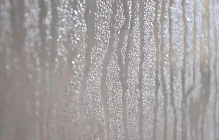 在防結(jié)露面前，傳統(tǒng)保溫材料與新材料碰撞會產(chǎn)生怎樣的火花?