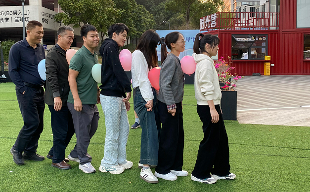 1765177570591932.png 夾氣球.png