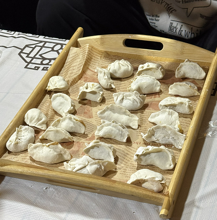 1765177746388870.png 餃子.png